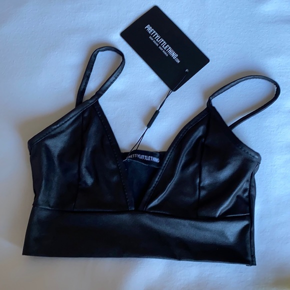 Black sexy wet look fabric bralette in small - Picture 3 of 8